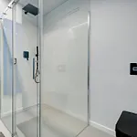 Dom Na Wodzie - Flohotel Apartmán 4*