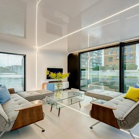 Dom Na Wodzie - Flohotel Apartament
