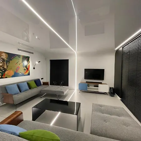 Dom Na Wodzie - Flohotel Gdańsk