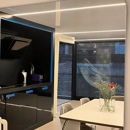 Appartement Dom Na Wodzie - Flohotel Gdańsk