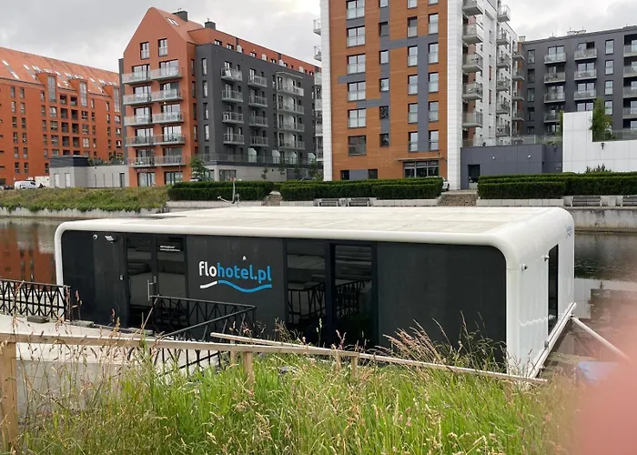 Dom Na Wodzie - Flohotel 4* Gdansk