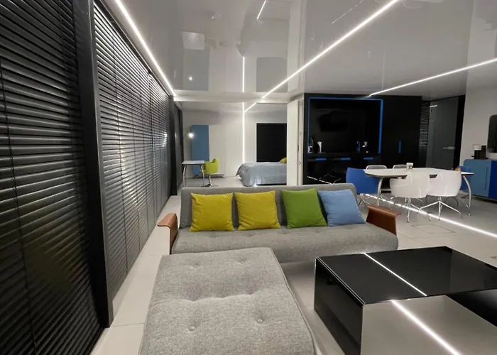 Dom Na Wodzie - Flohotel