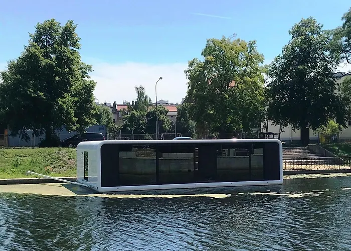 Daire Dom Na Wodzie - Flohotel